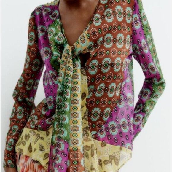ZARA Zodiac Multicolor Printed Boho Blouse Shirt Bow Tie Sz M Crystal Drops - Picture 2 of 13